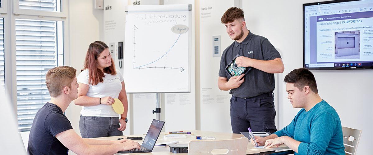 SKS Auszubildende im Schulungszentrum 