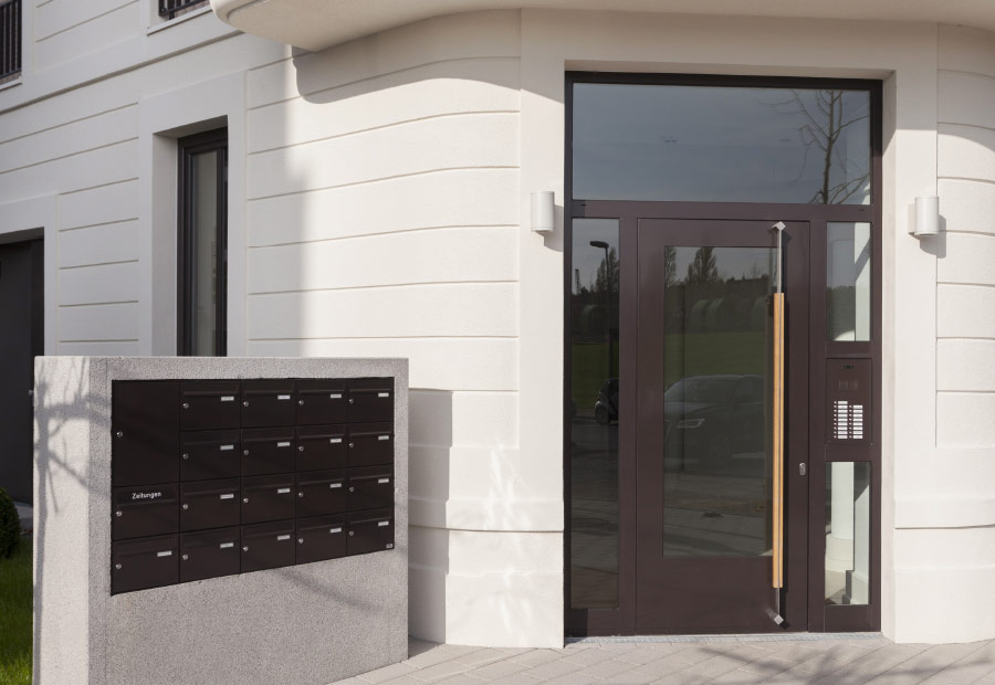 Referenz le Flair Briefkastenanlage im Eingangsbereich 